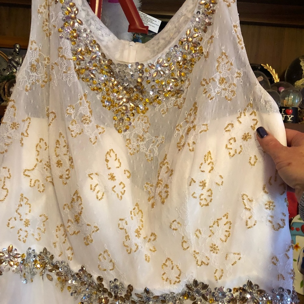 Stunning Semi dress - Picture 3 of 6